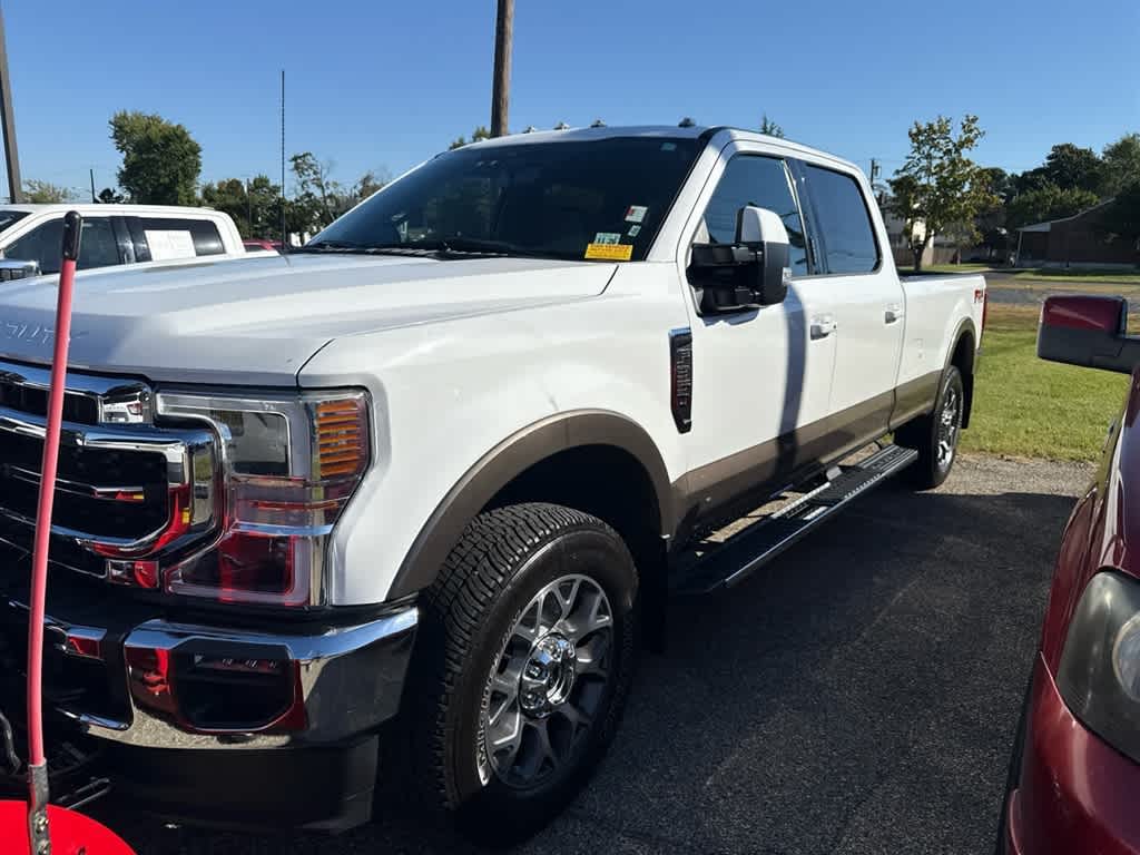 2022 Ford F-350 Lariat photo 3
