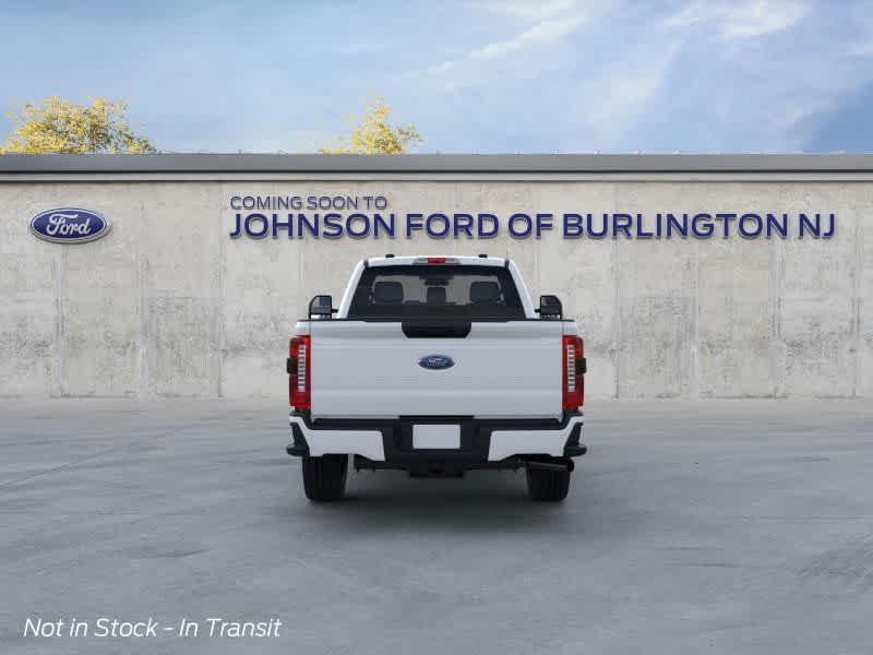 2025 Ford F-350 photo 3