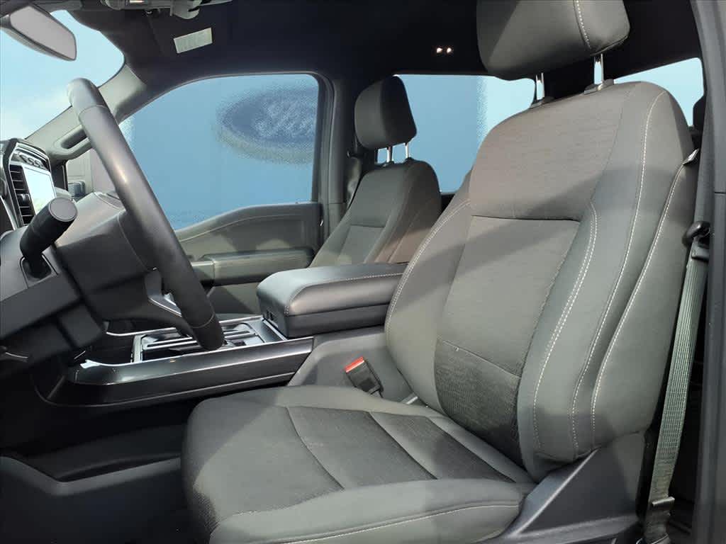 2023 Ford F-150 XLT photo 3