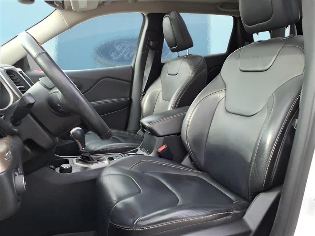 2015 Jeep Cherokee Limited photo 3