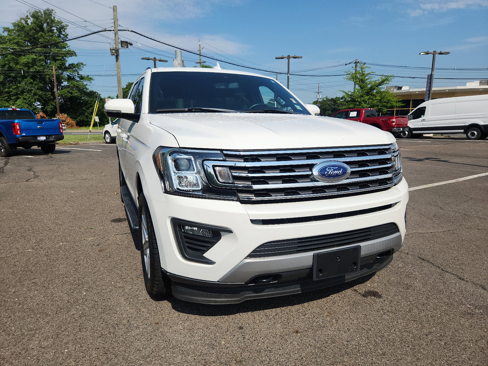 Used 2020 Ford Expedition XLT with VIN 1FMJU1JT0LEA22946 for sale in Burlington, NJ