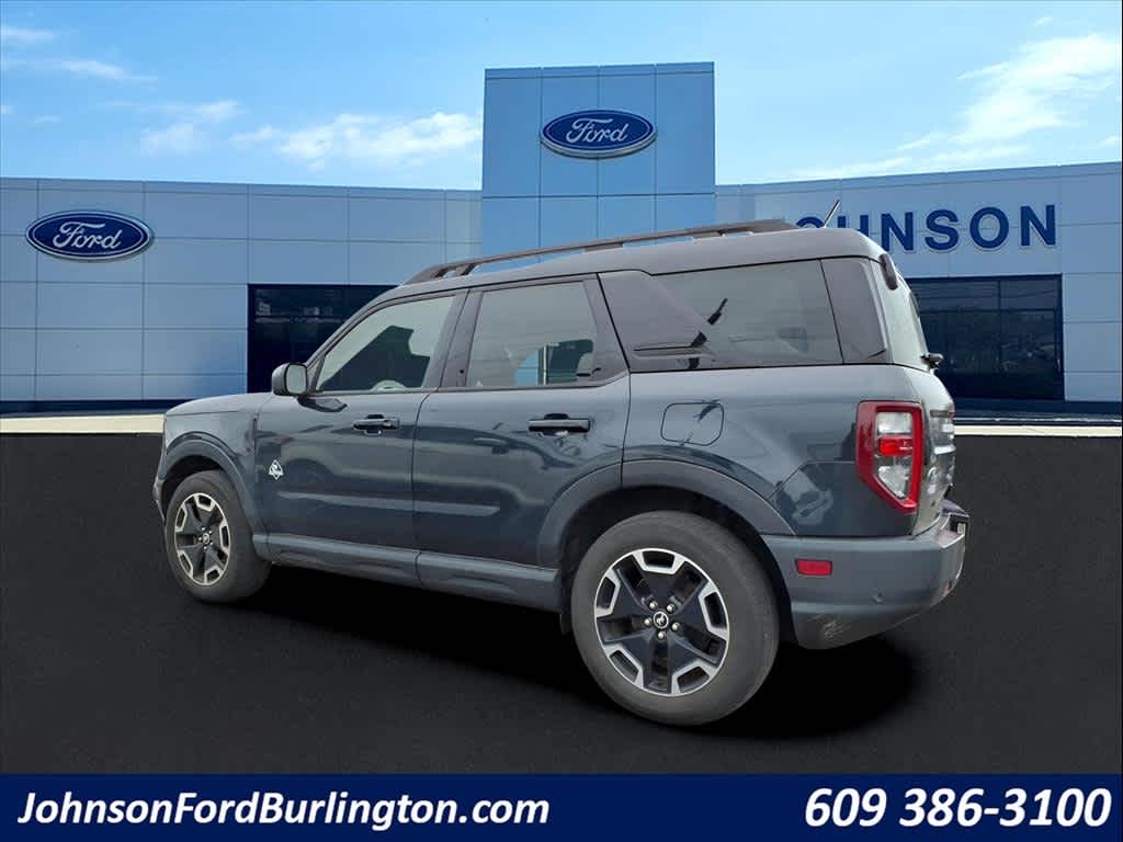 2022 Ford Bronco Sport Outer Banks photo 3