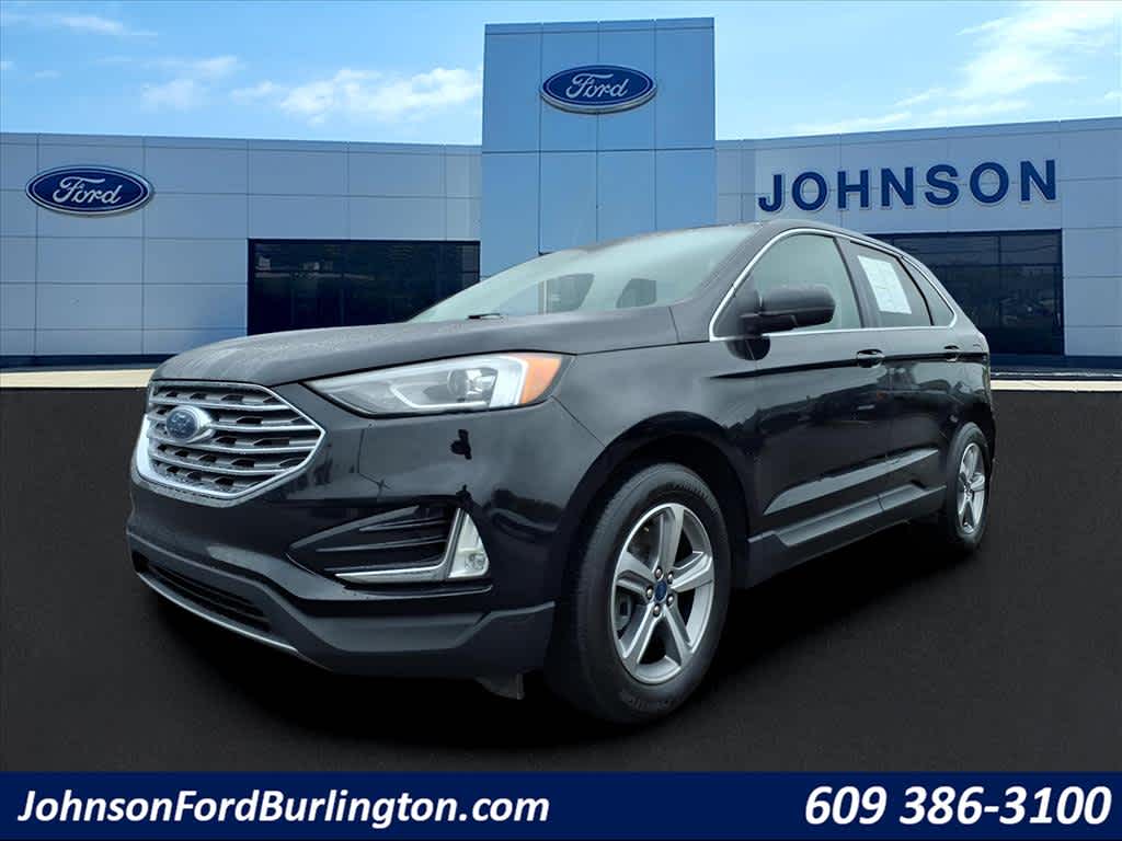2022 Ford Edge SEL photo 3