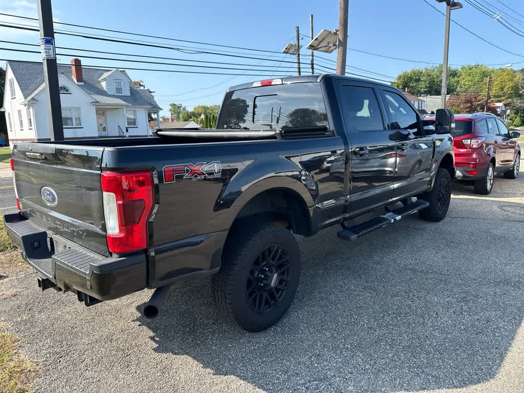 2019 Ford F-250 Lariat photo 4