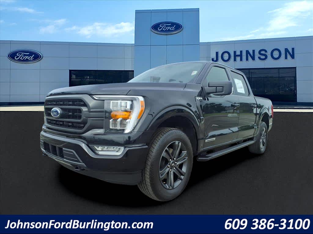 2023 Ford F-150 XLT photo 3