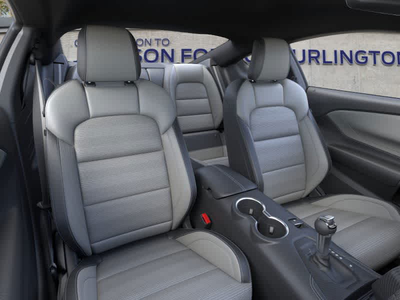 2025 Ford Mustang EcoBoost Premium photo 4