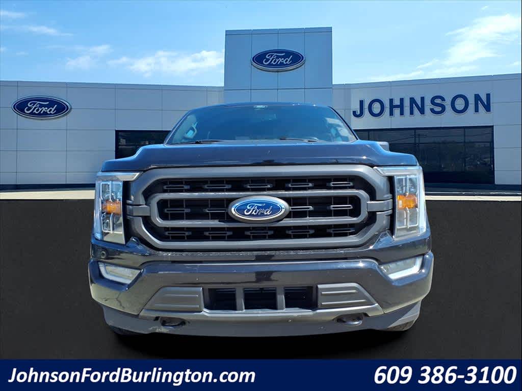 2022 Ford F-150 XLT photo 3