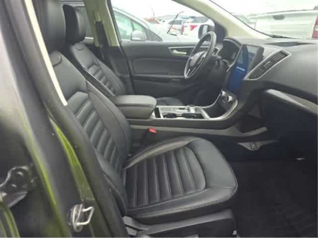 Used 2024 Ford Edge SEL AWD