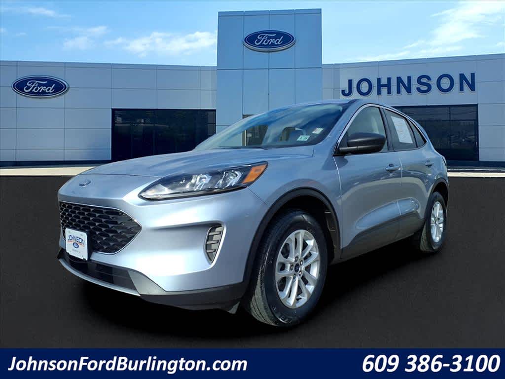 2022 Ford Escape SE photo 2