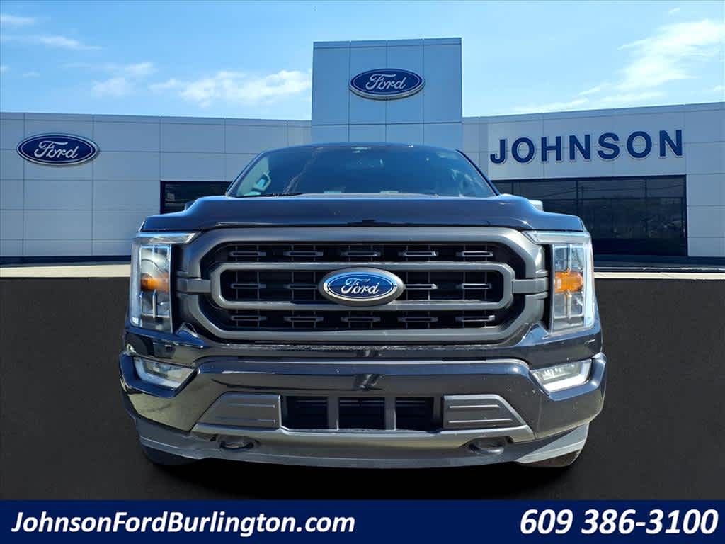 2022 Ford F-150 XLT photo 3