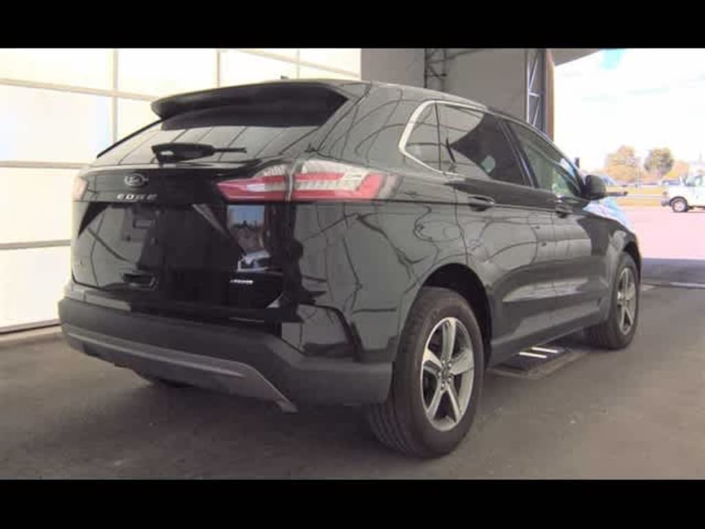 Used 2024 Ford Edge SEL AWD