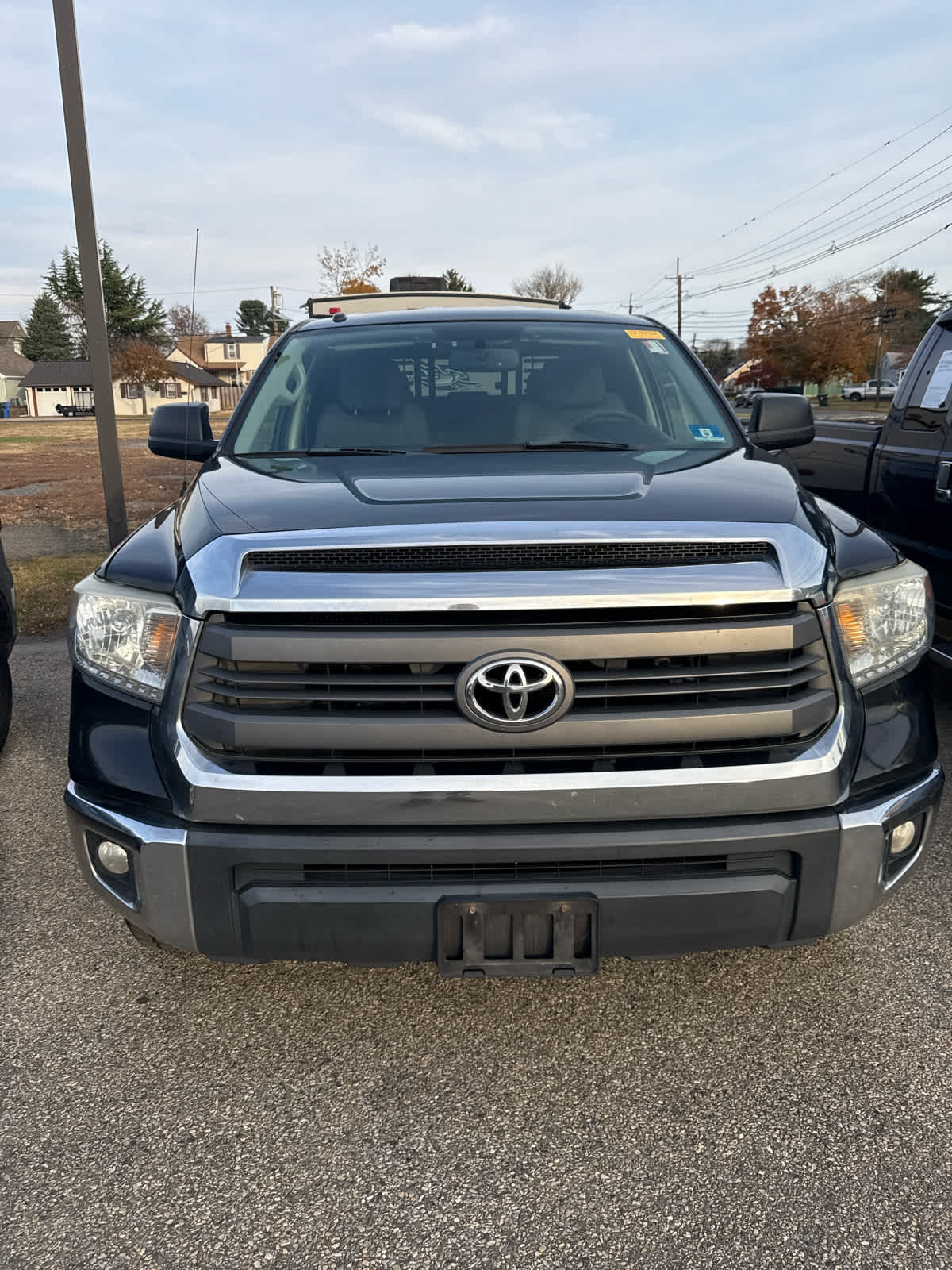 2014 Toyota Tundra SR5 Double Cab photo 3