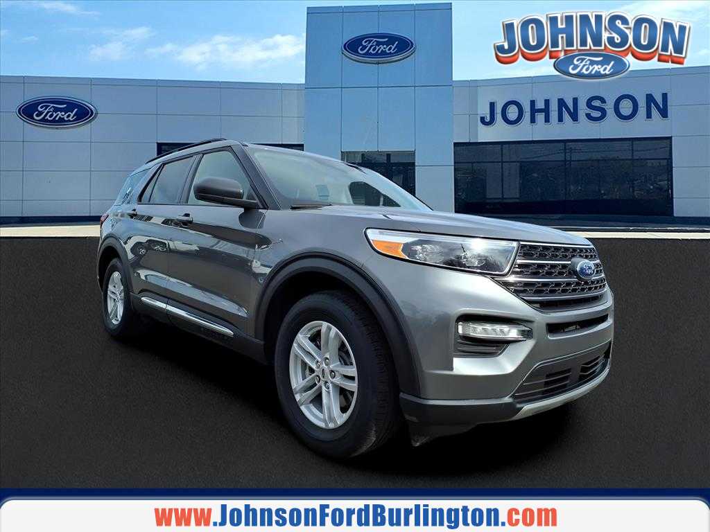 2023 Ford Explorer XLT's photo