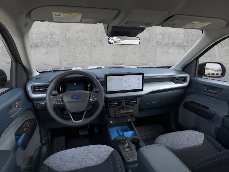 2025 Ford Maverick XLT photo 2
