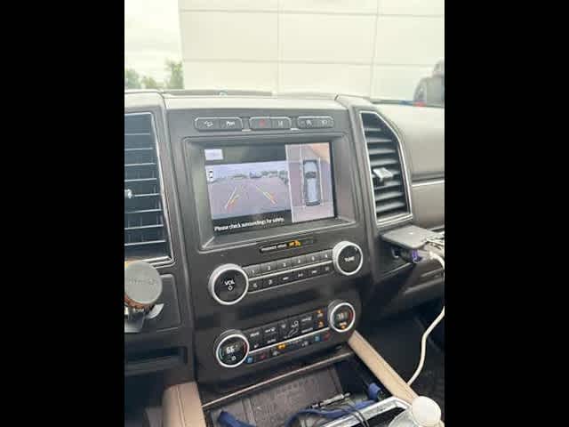 2021 Ford Expedition MAX Limited photo 3