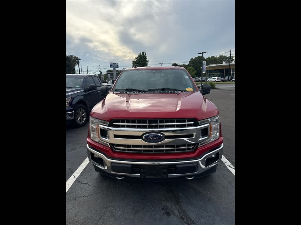 2020 Ford F-150 XLT photo 2