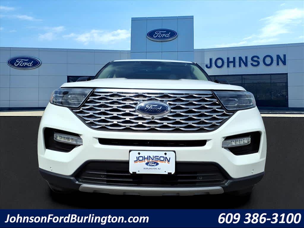 2022 Ford Explorer Platinum photo 3
