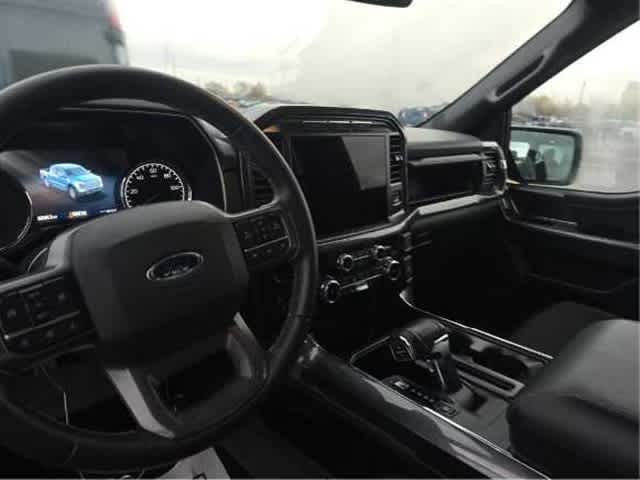 2023 Ford F-150 XLT photo 2