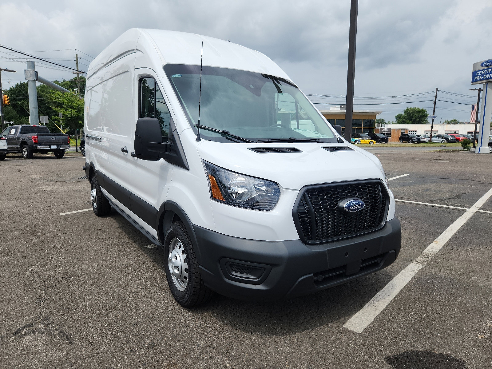 Used 2024 Ford Transit Van Base with VIN 1FTBF5X88RKA71853 for sale in Burlington, NJ