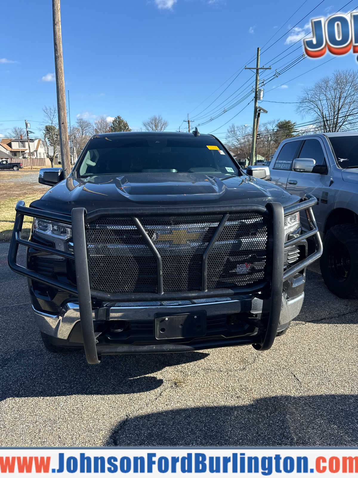 2024 Chevrolet Silverado 1500 LT's photo