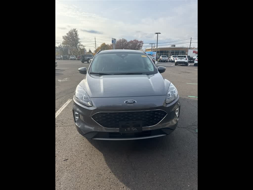 Used 2022 Ford Escape Titanium AWD