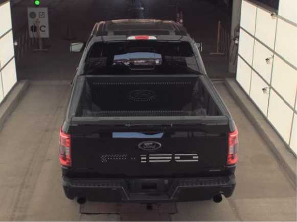 2023 Ford F-150 XLT photo 2