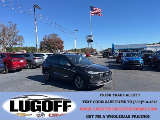 2025 Ford Escape ST-Line's photo
