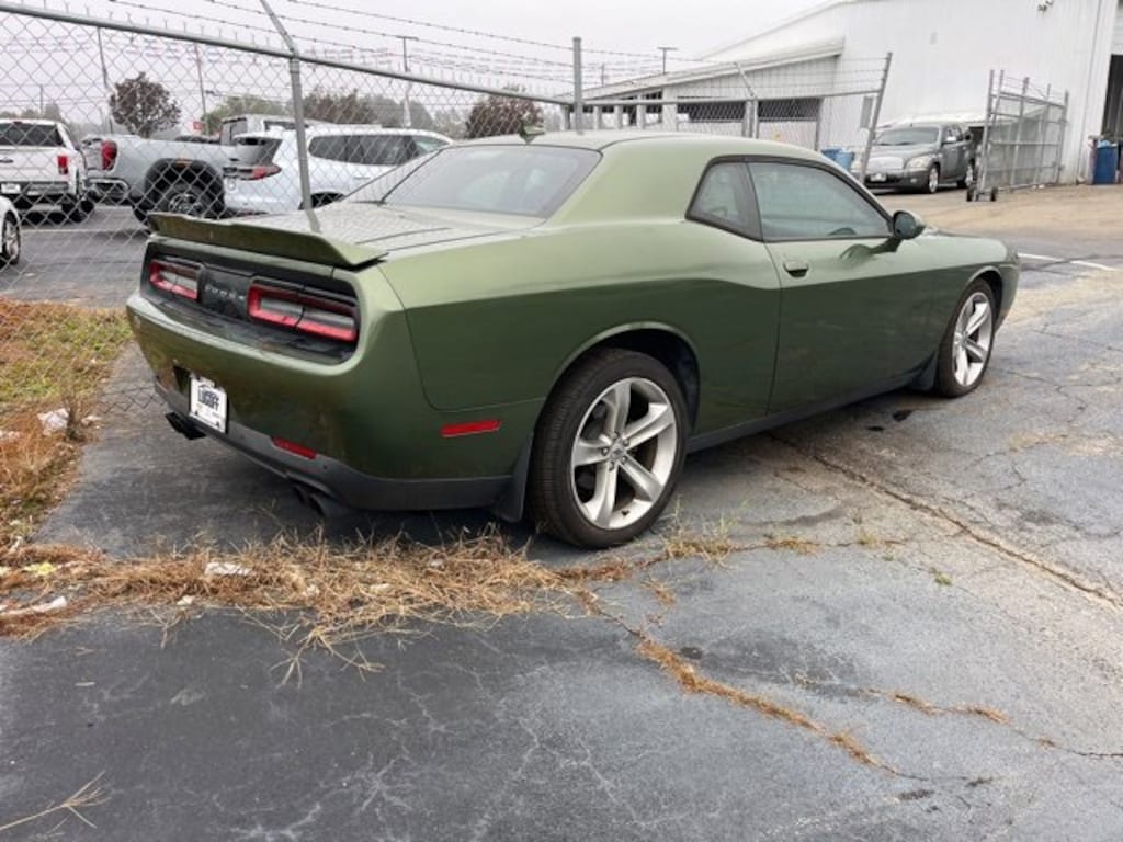 Used 2018 Dodge Challenger SXT