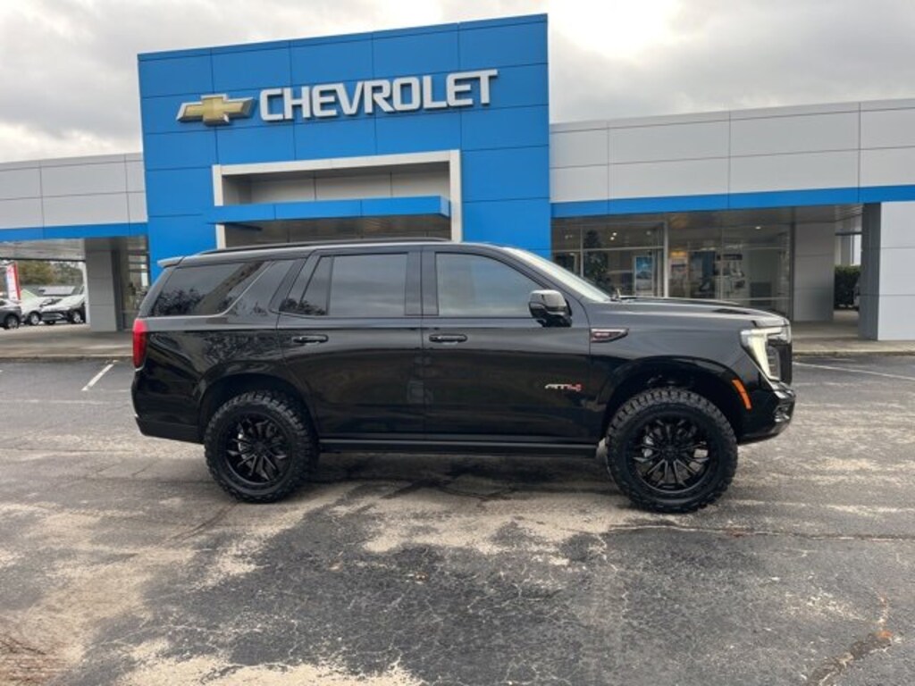 New 2025 GMC Yukon AT4 Ultimate SUV