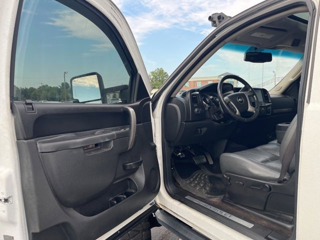 2013 Chevrolet Silverado 2500HD LT photo 4