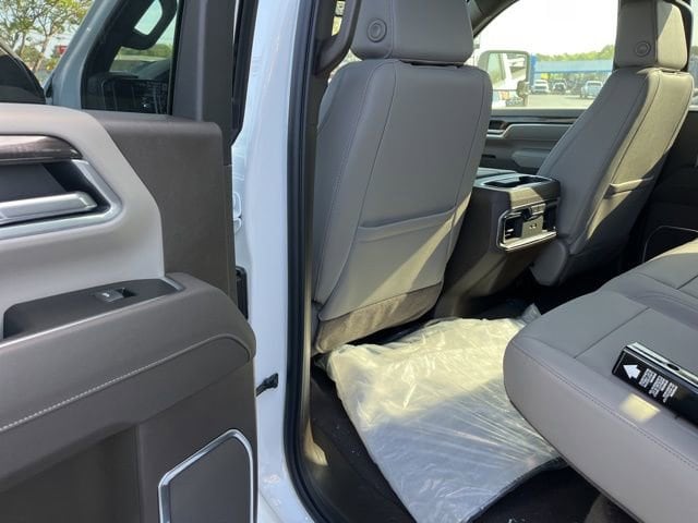 2026 Chevrolet Silverado 2500 HD LTZ - Photo 10