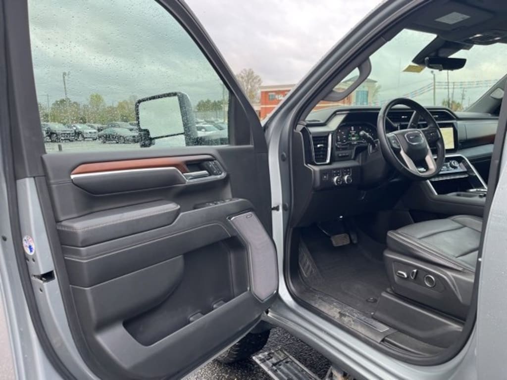 Used 2024 GMC Sierra 2500 HD Denali Truck