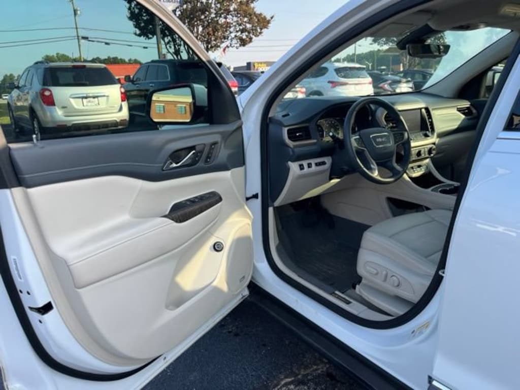 Used 2023 GMC Acadia Denali SUV