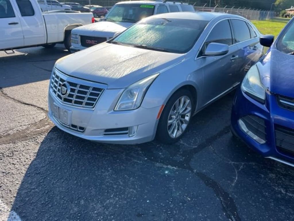 Used 2015 CADILLAC XTS Luxury Car
