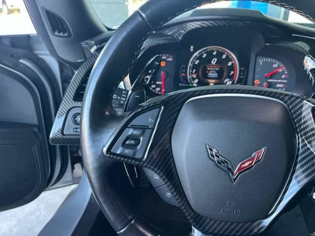 2017 Chevrolet Corvette 1LT - Photo 13