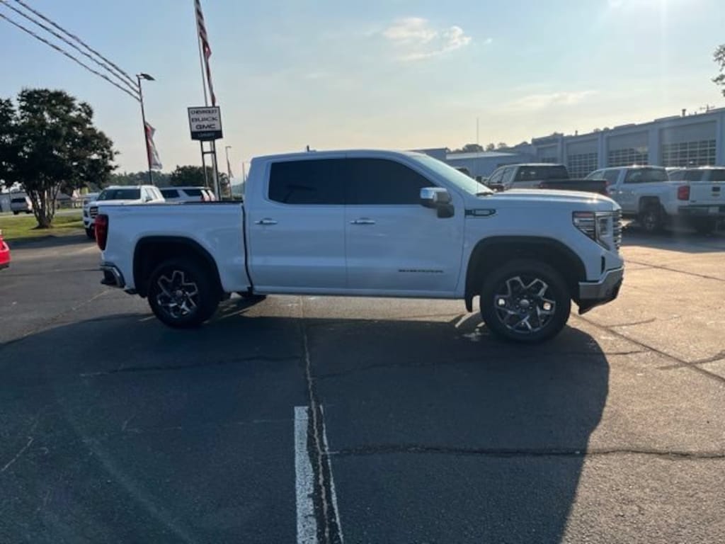 Used 2024 GMC Sierra 1500 SLT Truck