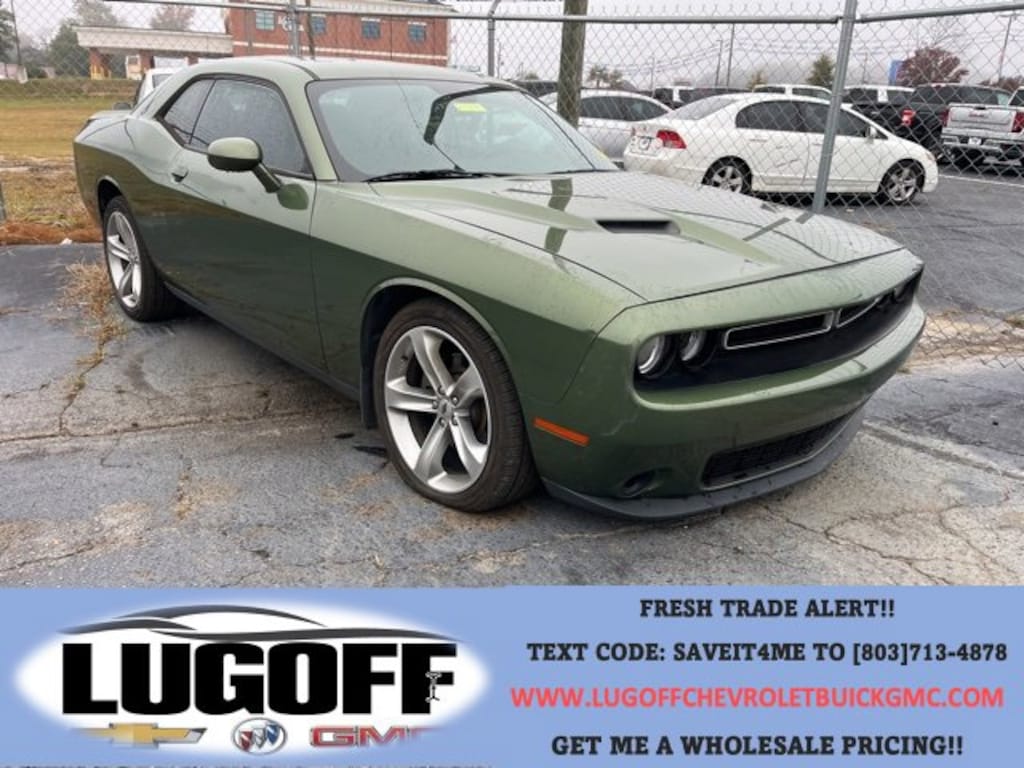 Used 2018 Dodge Challenger SXT