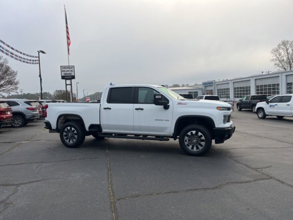 Used 2024 Chevrolet Silverado 2500 HD Custom Truck