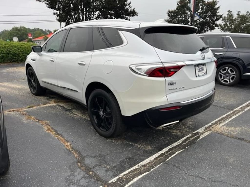 Used 2024 Buick Enclave Essence SUV