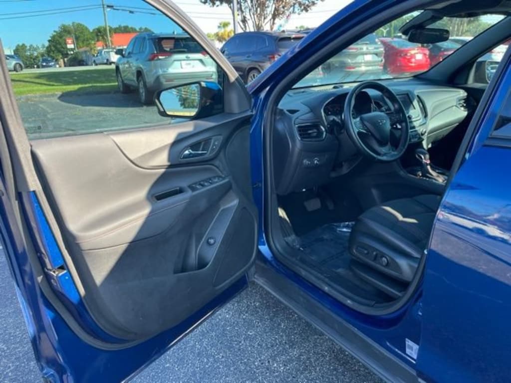 Used 2023 Chevrolet Equinox RS SUV