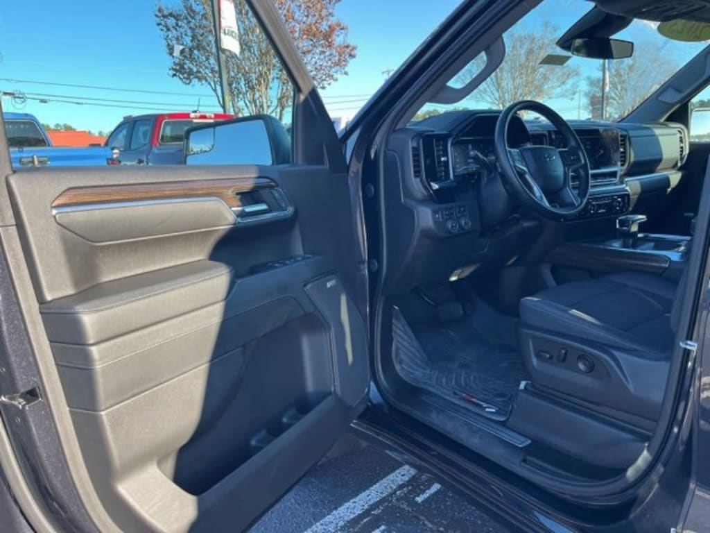 Used 2023 Chevrolet Silverado 1500 RST Truck