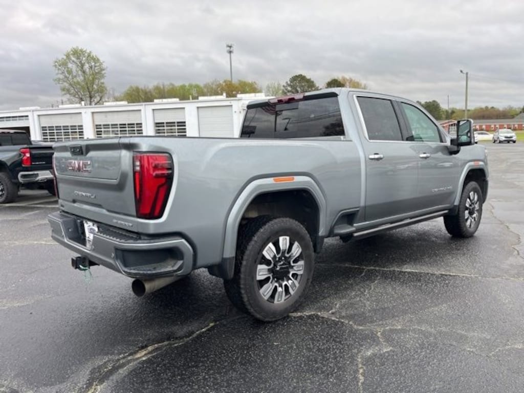 Used 2024 GMC Sierra 2500 HD Denali Truck