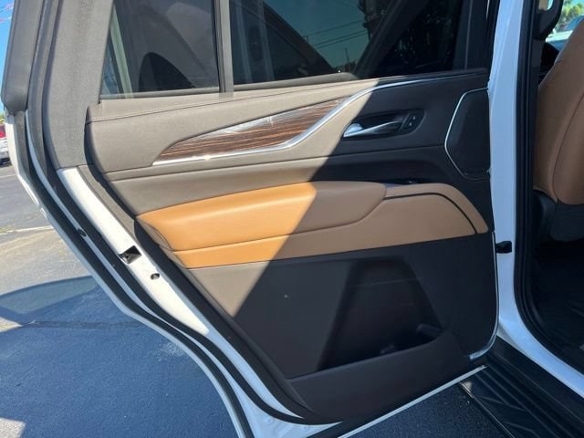 2021 Cadillac Escalade Sport - Photo 12