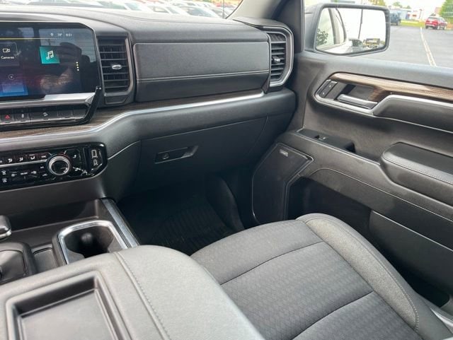 2022 Chevrolet Silverado 1500 LT Trail Boss - Photo 16