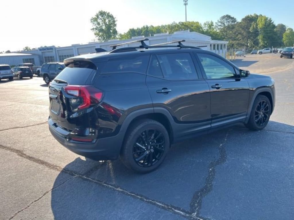 Used 2023 GMC Terrain SLT SUV