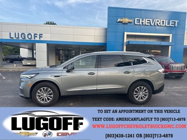 2023 Buick Enclave Essence's photo