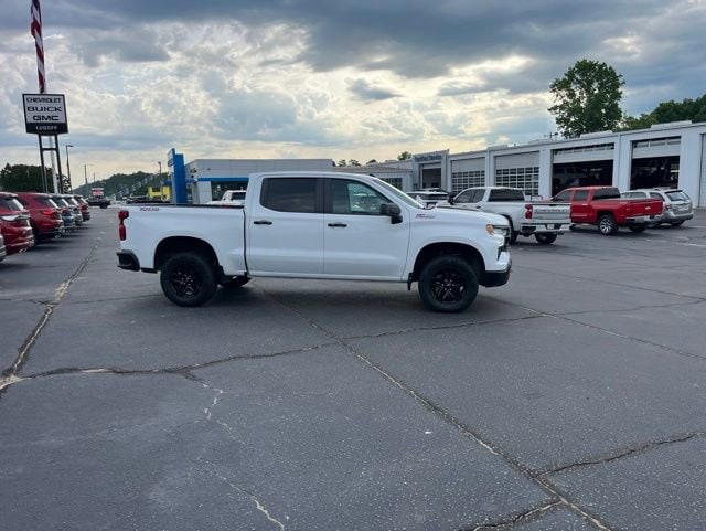 2022 Chevrolet Silverado 1500 LT Trail Boss - Photo 2