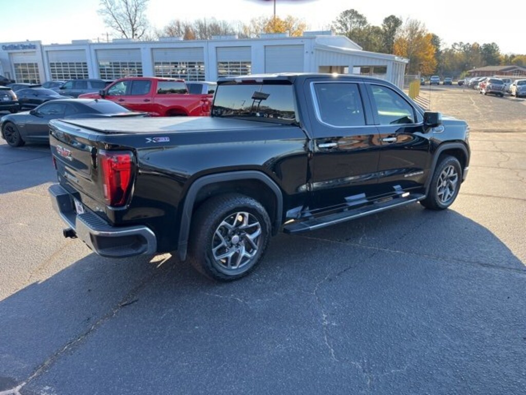 Used 2024 GMC Sierra 1500 SLT Truck
