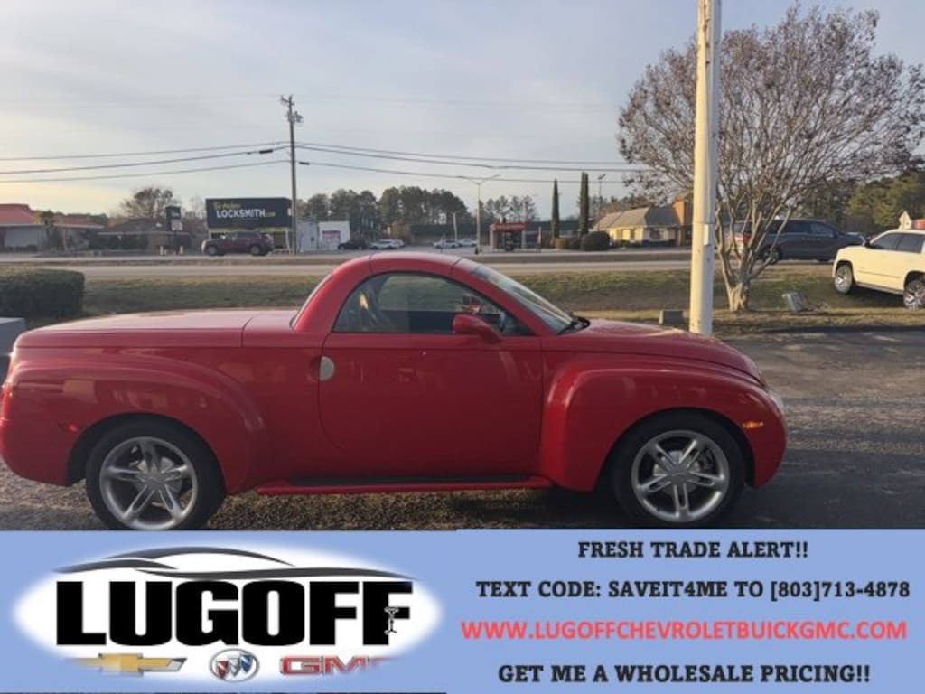 Used 2005 Chevrolet SSR LS Car