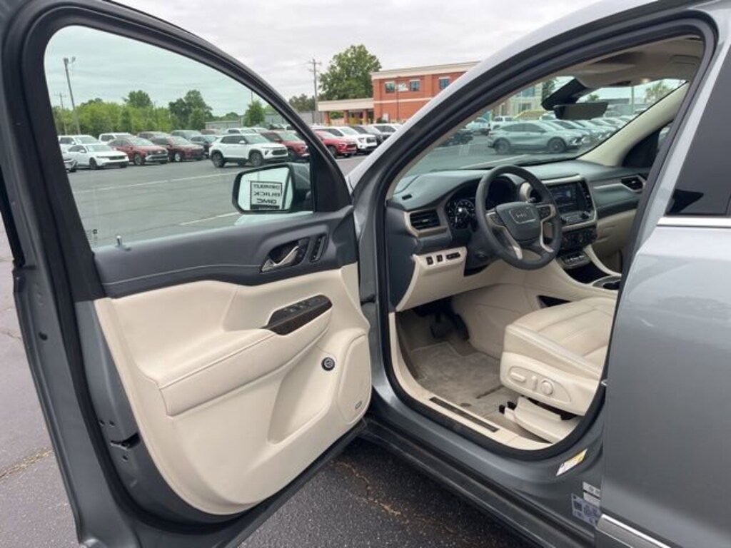 Used 2023 GMC Acadia Denali SUV
